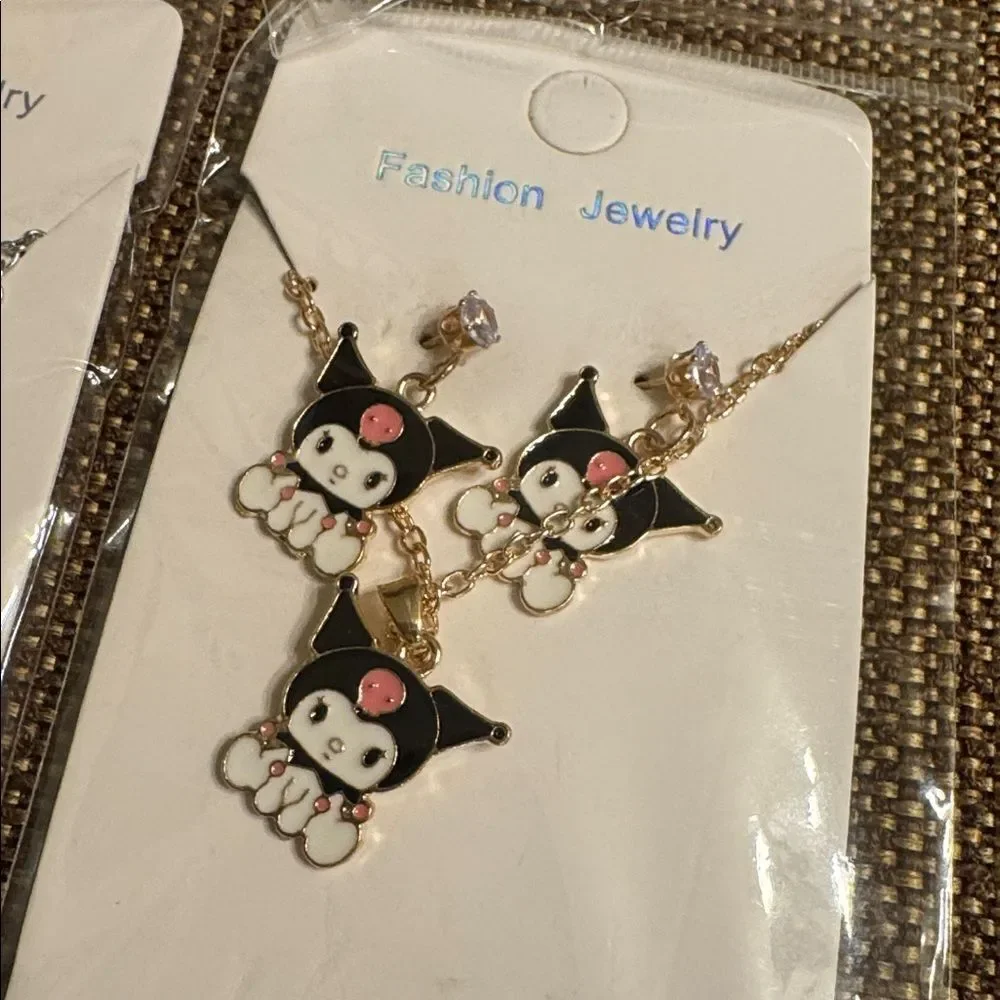 3245- Matt Fun Item Earrings and Necklace Set Price for 1 Set